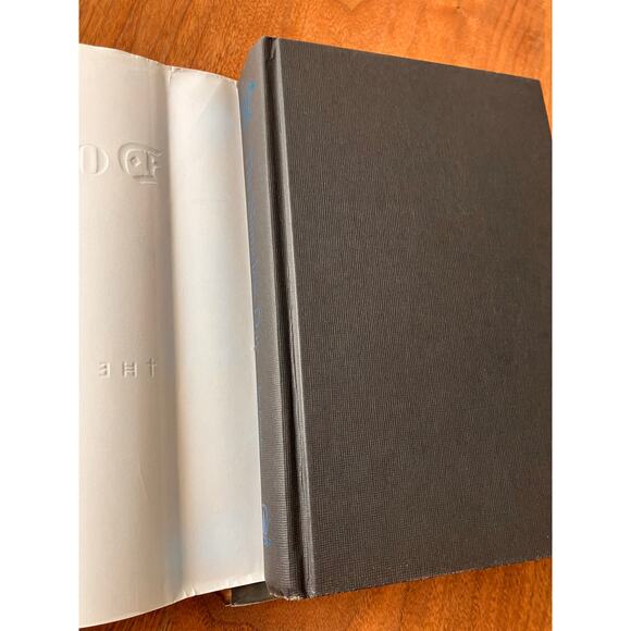 2 Hardcover Sara Douglass Books The Crucible Series Nameless Day Wounded Hawk - Picture 6 of 8